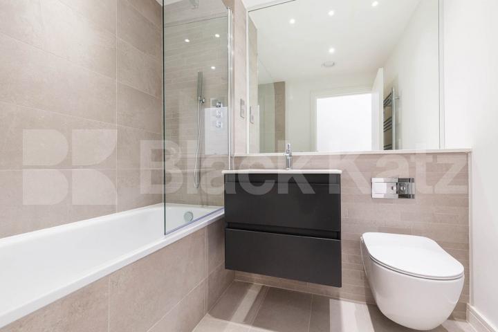 1326sqft 3 bed 3 bath apartment with a huge roof terrace  Tottenham Lane, Crouch End